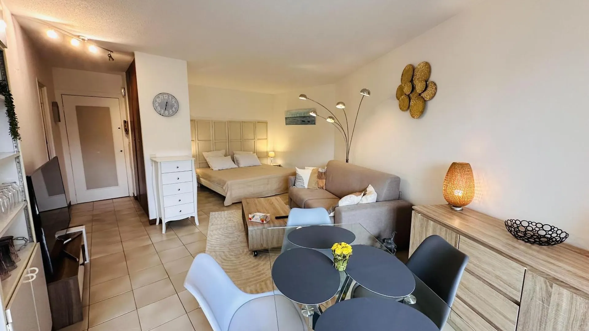 Apartment Studio With A Shared Pool Near The Beaches And Golf Course And The Chateau De La Napoule - 2244 Mandelieu-la-Napoule France